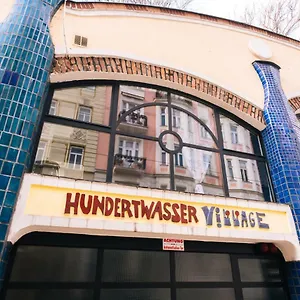 In Hundertwasser Village Apartment Wien